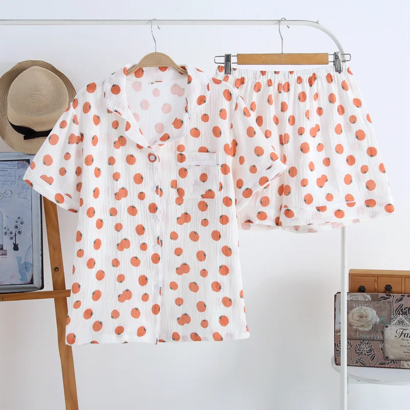 2021 Japanese short-sleeved shorts ladies pure cotton double layer gauze pajamas suit cute simple comfortable pajamas suit women
2021 Japanese short-sleeved shorts ladies pure cotton double layer gauze pajamas suit cute simple comfortable pajamas suit women