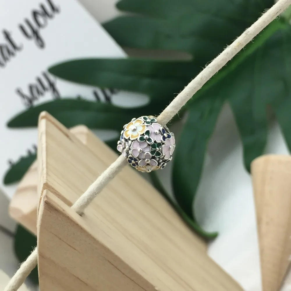 NEW 2019 100% 925 Sterling Silver Spring Magic Carpet Ride Butterfly Robot Heart Shaped Flower Charm Fit Diy Bracelet Original
NEW 2019 100% 925 Sterling Silver Spring Magic Carpet Ride Butterfly Robot Heart Shaped Flower Charm Fit Diy Bracelet Original