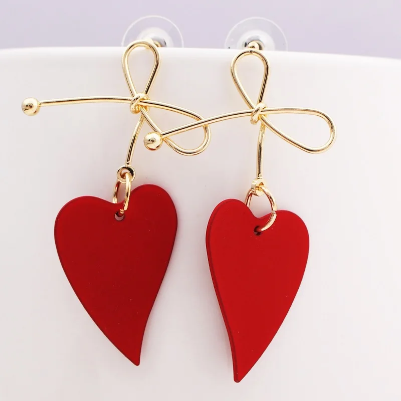 2019 Fashion Korean Gold Color Heart Peach heart bow earringsDrop Earring for Women Brincos Irregular simple Jewelry
2019 Fashion Korean Gold Color Heart Peach heart bow earringsDrop Earring for Women Brincos Irregular simple Jewelry
