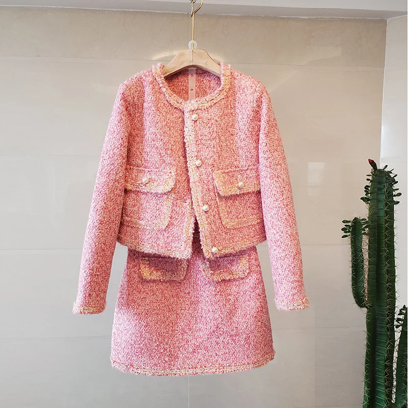 Runway Autumn Winter Tweed Small Fragrance Pearl Button Women's Jacket Coat + High Waist Elegant Luxury Skirts 2 Piece Set
Runway Autumn Winter Tweed Small Fragrance Pearl Button Women's Jacket Coat + High Waist Elegant Luxury Skirts 2 Piece Set