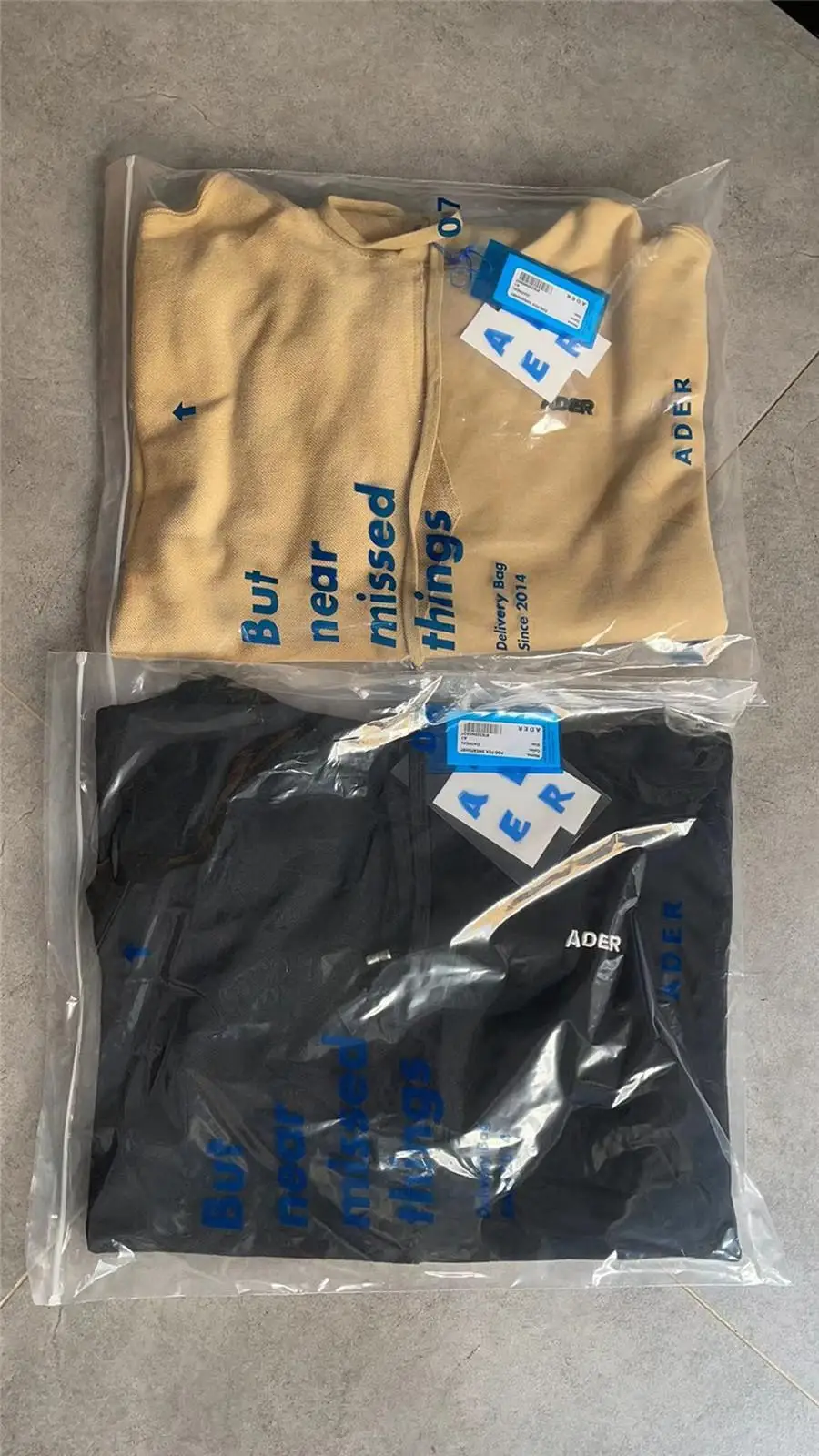 ADER ERROR Pilly Hoodie Men Women Adererror Sweatshirts Chest ADER Embroidered Logo Pullovers Inside Tag Label
ADER ERROR Pilly Hoodie Men Women Adererror Sweatshirts Chest ADER Embroidered Logo Pullovers Inside Tag Label