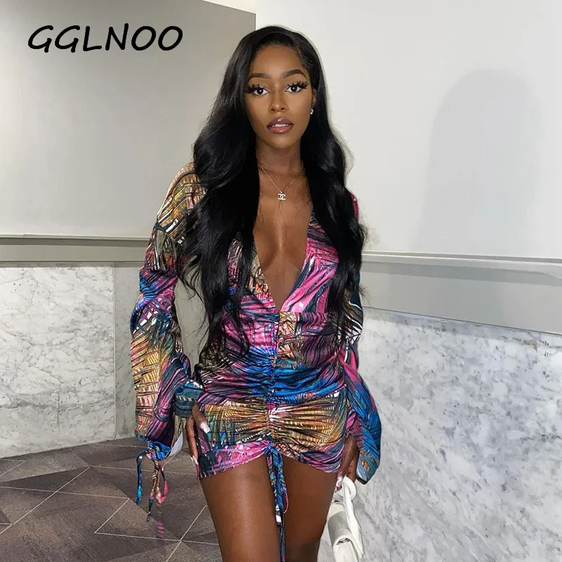 Leaf Printed V-Neck Full Sleeve Drawstring Bodycon Dress Fashion WoMen Vacation Beachwear 2021 Summer Party Clubwear
Leaf Printed V-Neck Full Sleeve Drawstring Bodycon Dress Fashion WoMen Vacation Beachwear 2021 Summer Party Clubwear