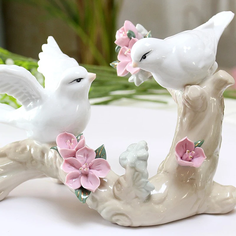 Керамическая статуэтка голубей на ветке, статуэтка ручной работы, Декоративная скульптура голубей, креативные подарки, аксессуары для дома...
Керамическая статуэтка голубей на ветке, статуэтка ручной работы, Декоративная скульптура голубей, креативные подарки, аксессуары для дома...