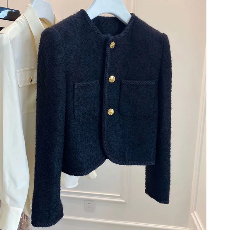 New High Quality Women Fashion Jackets Black Tweed Two Pockets Gold Buttons Elegant Tops Spring Autumn Women Clothes Veste Femme
New High Quality Women Fashion Jackets Black Tweed Two Pockets Gold Buttons Elegant Tops Spring Autumn Women Clothes Veste Femme