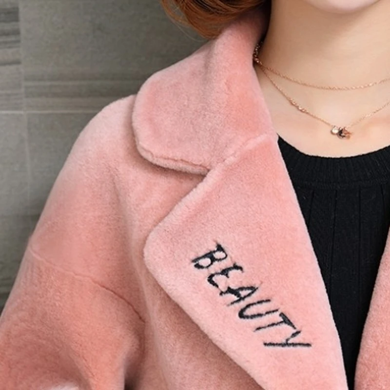 Fashion Natural Sheep Shearling Fur Coat Female 2021 Winter Warm Real Fur Coats Long Wool Jackets For Women Slim Fit Overcoat
Fashion Natural Sheep Shearling Fur Coat Female 2021 Winter Warm Real Fur Coats Long Wool Jackets For Women Slim Fit Overcoat