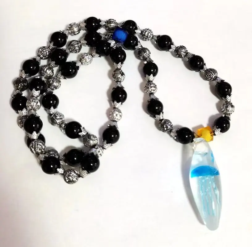 Handmade GlassCharming Jellyfish Vogue Drop Design Black Beads Pendant Strand Ornaments Cool Jewelry
Handmade GlassCharming Jellyfish Vogue Drop Design Black Beads Pendant Strand Ornaments Cool Jewelry