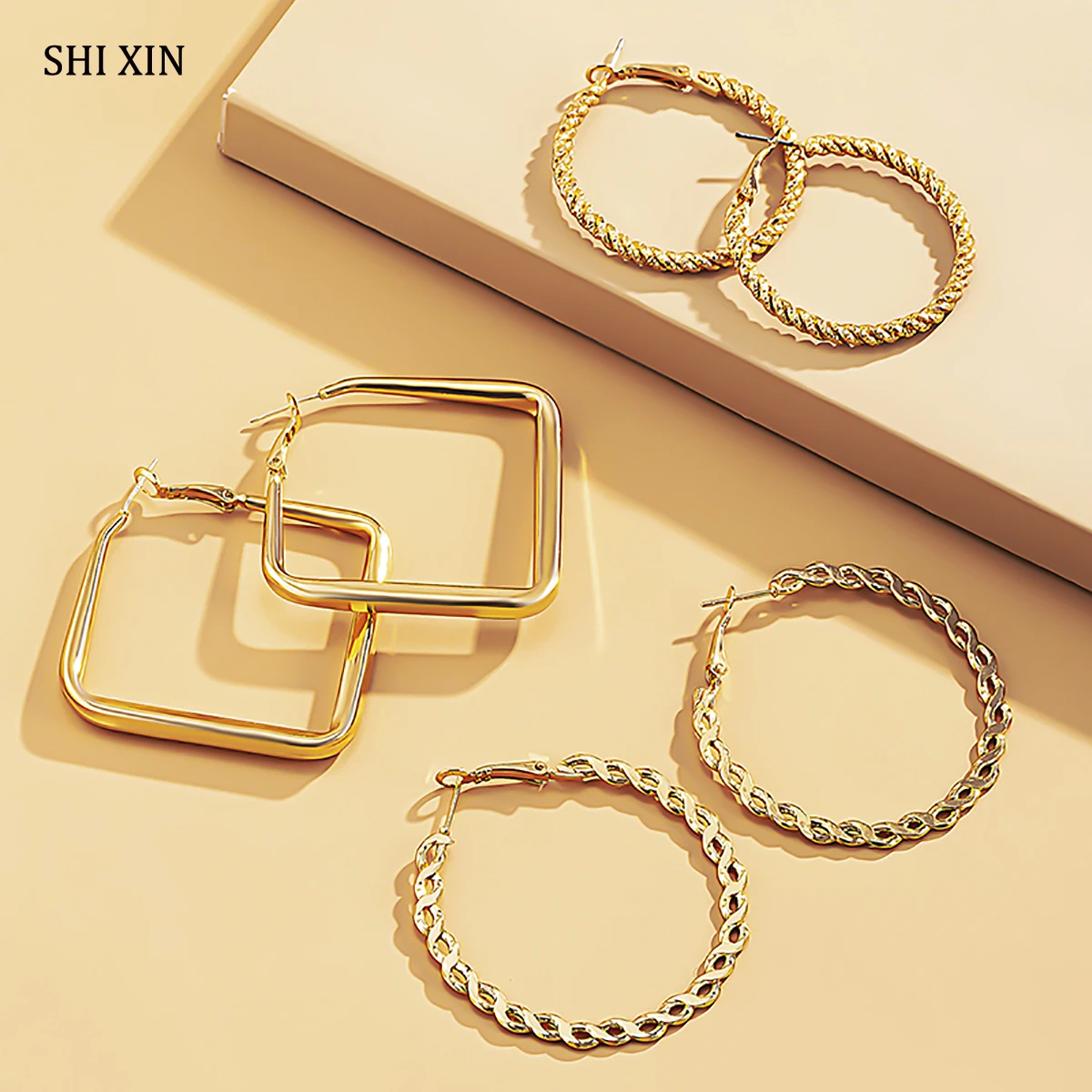 SHIXIN 3 Pair Large Geometry Hoop Earrings Set for Women Punk Big Round Earrings 2021 Fashion Circle/Square Earring Jewelry Gift
SHIXIN 3 Pair Large Geometry Hoop Earrings Set for Women Punk Big Round Earrings 2021 Fashion Circle/Square Earring Jewelry Gift