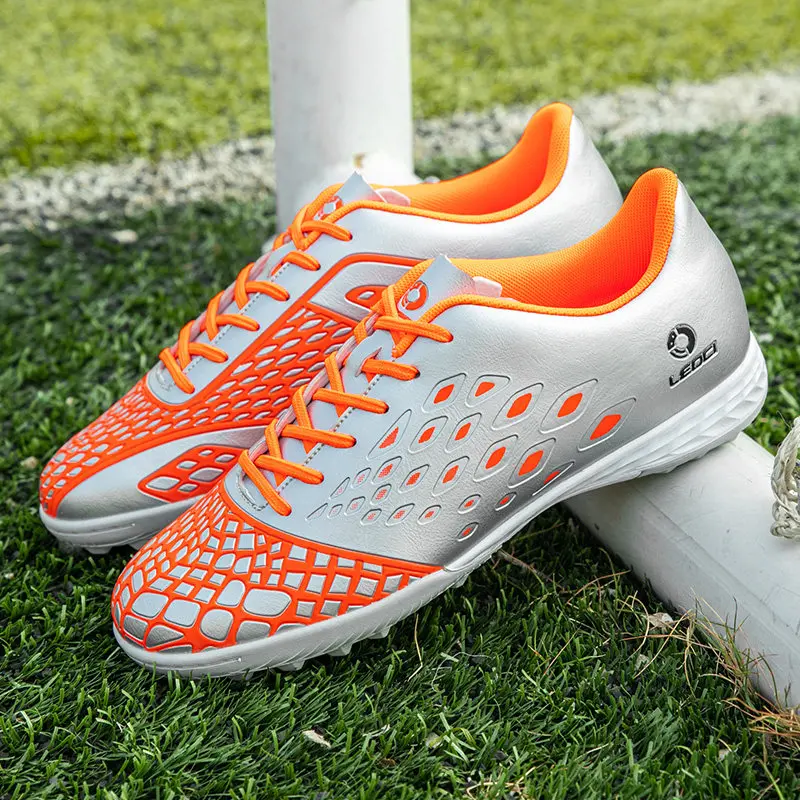 Soccer Cleats Men Training Shoes Turf Non Slip Football Shoes For Male Outdoor Indoor Groud Men Soccer Shoes zapatos de soccer
Soccer Cleats Men Training Shoes Turf Non Slip Football Shoes For Male Outdoor Indoor Groud Men Soccer Shoes zapatos de soccer