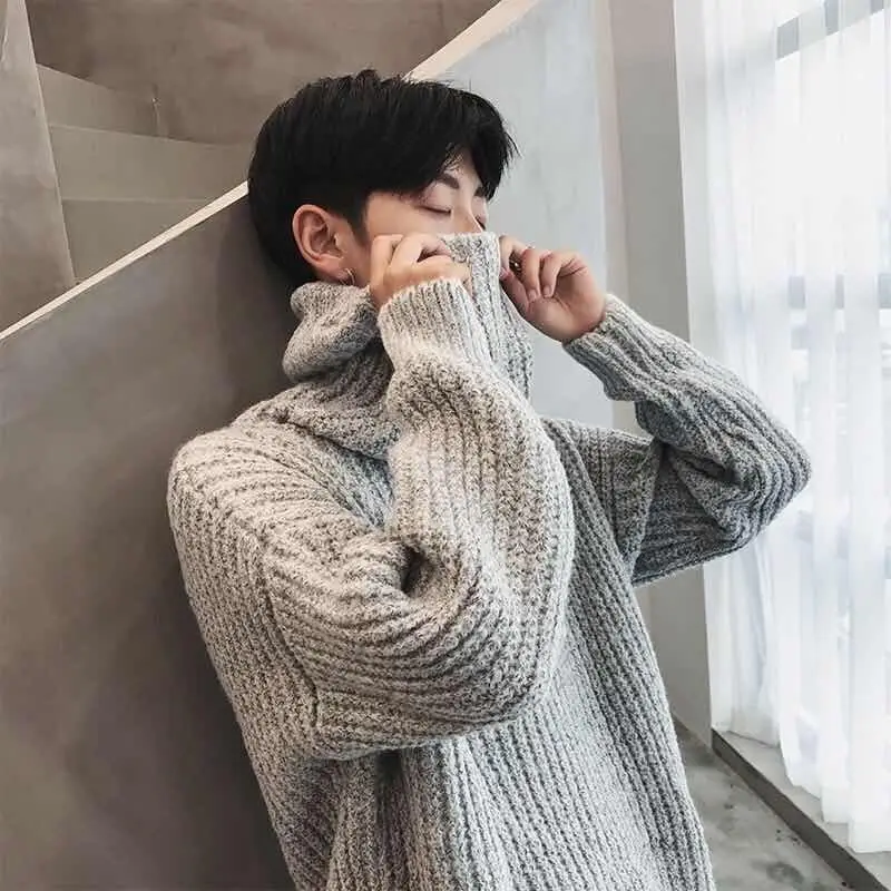 Autumn And Winter Turtleneck Sweater Men's Wild Knitted Jacket Solid Warm Slit Wear Pullover Fashion Top
Autumn And Winter Turtleneck Sweater Men's Wild Knitted Jacket Solid Warm Slit Wear Pullover Fashion Top