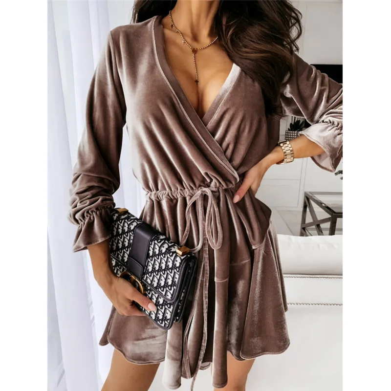Za Velvet Long Sleeve Dress V-neck Lace Up Sexy Party Fashion Mini Dresses Bodycon 2021 Autumn Winter Elegant Women Dress
Za Velvet Long Sleeve Dress V-neck Lace Up Sexy Party Fashion Mini Dresses Bodycon 2021 Autumn Winter Elegant Women Dress
