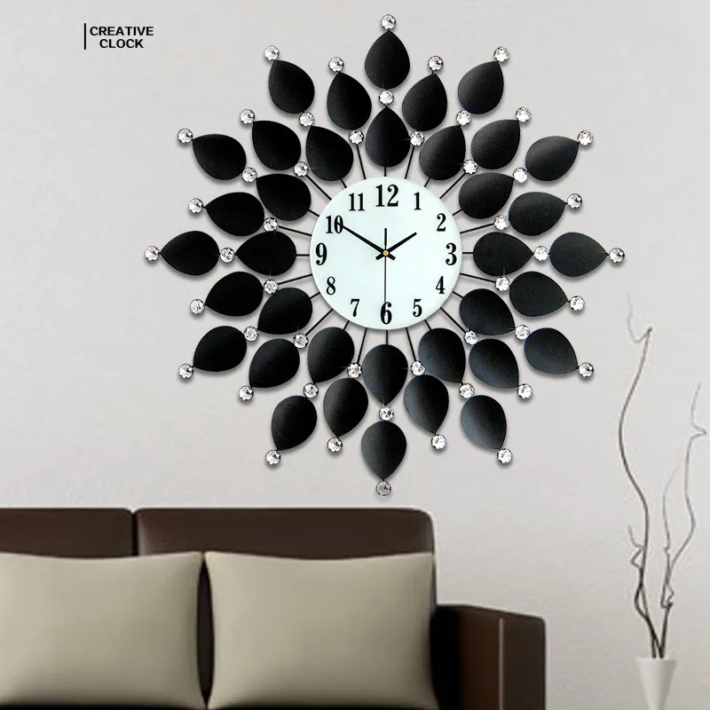 European style Tieyi wall clock creative living room clock modern simple bedroom mute quartz wall clock
European style Tieyi wall clock creative living room clock modern simple bedroom mute quartz wall clock