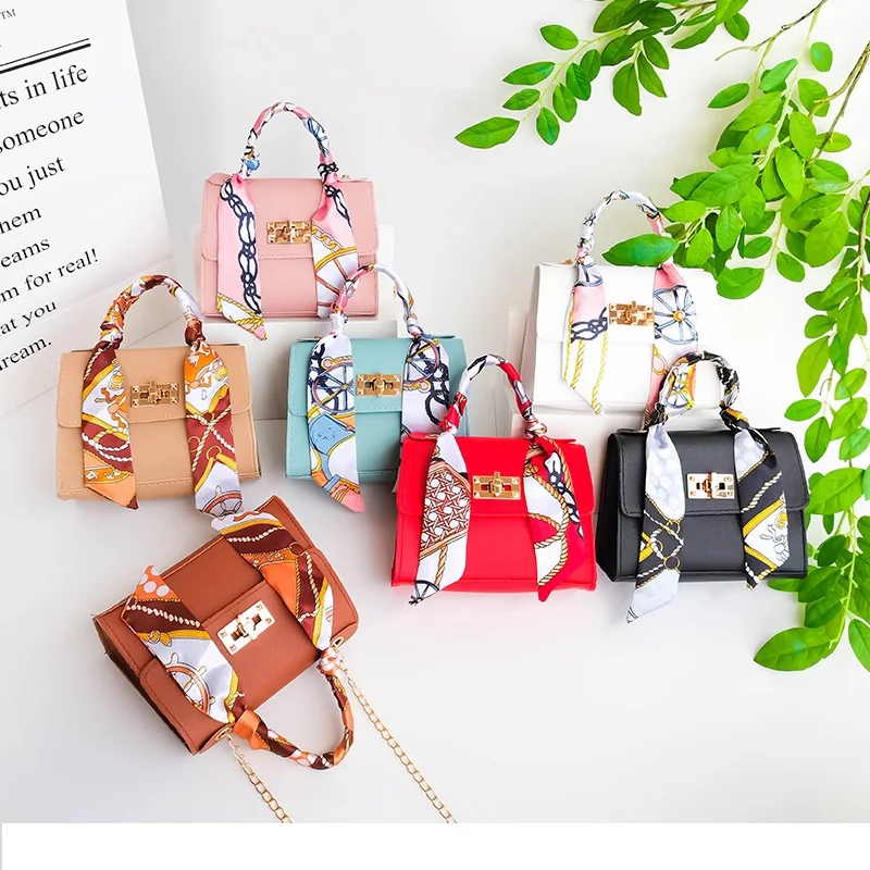 Fashion PU Mini Bag Pendant Cute Lady Mini Earphone Bag Key Chain Pendant Car Keychain Doll Bag
Fashion PU Mini Bag Pendant Cute Lady Mini Earphone Bag Key Chain Pendant Car Keychain Doll Bag