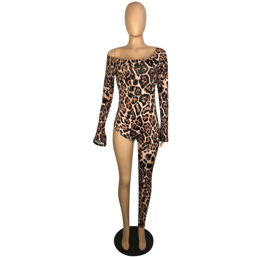 2019 Autumn Strapless Sexy Romper Fashion Leopard Casual Jumpsuits Flare Full Sleeve One Long Pants Club Playsuits Plus Size
2019 Autumn Strapless Sexy Romper Fashion Leopard Casual Jumpsuits Flare Full Sleeve One Long Pants Club Playsuits Plus Size