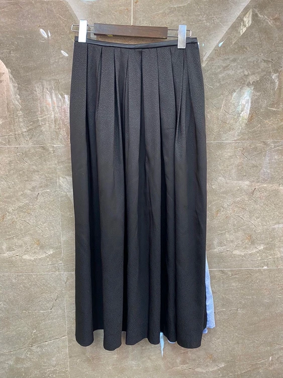 2021 spring and summer new women's clothing front and rear color matching stitching decoration all-match mid-length skirt 316
2021 spring and summer new women's clothing front and rear color matching stitching decoration all-match mid-length skirt 316