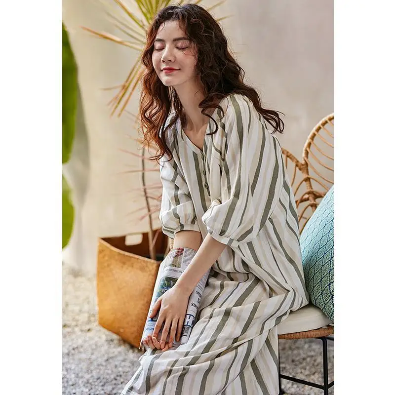 QWEEK Cotton Sleep Dress Women Striped Sleepwear Summer 2021 V-Neck Nightgown Plus Size Homewear Ladies Nighty for Ladies
QWEEK Cotton Sleep Dress Women Striped Sleepwear Summer 2021 V-Neck Nightgown Plus Size Homewear Ladies Nighty for Ladies