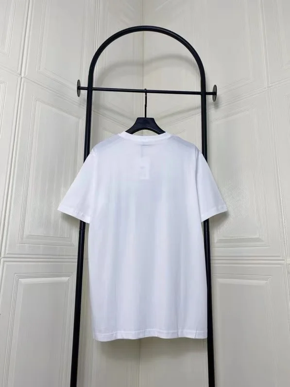 CODE 52 Men's Spring/Summer 2021 latest T-shirt printing New Year of the Ox short-sleeved trend casual fashion clothing
CODE 52 Men's Spring/Summer 2021 latest T-shirt printing New Year of the Ox short-sleeved trend casual fashion clothing