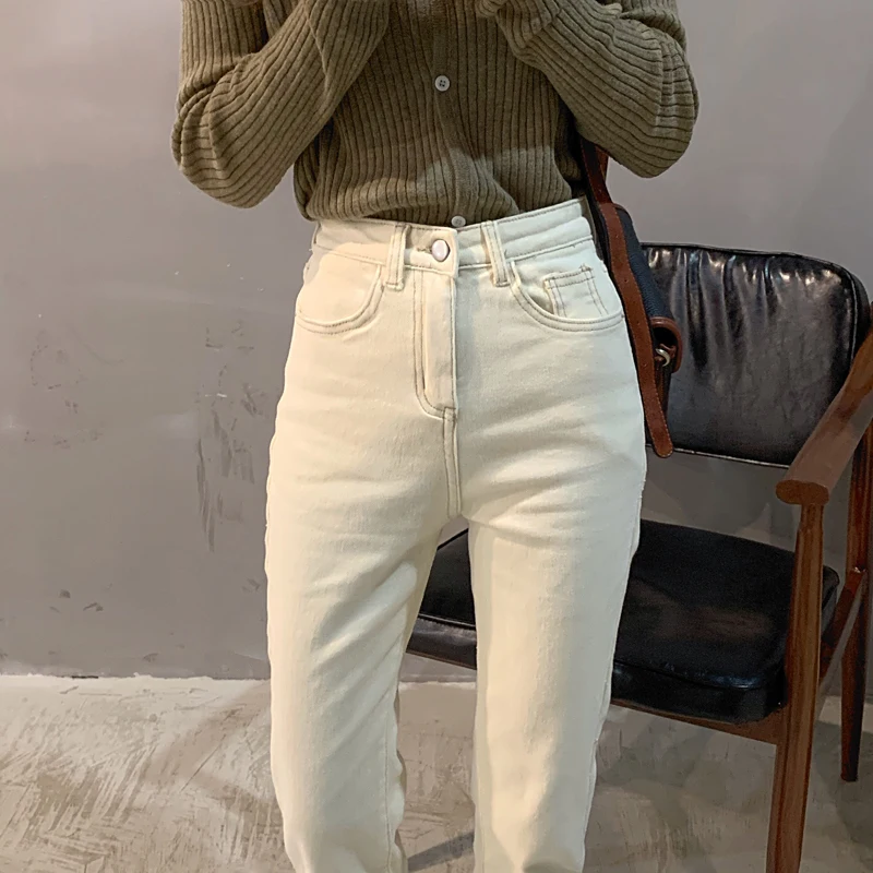 Alien Kitty White High Waist Streetwear Straight Denim 2021 Femme Party Solid Hot Loose Slim Jeans Fashion All Match Trousers
Alien Kitty White High Waist Streetwear Straight Denim 2021 Femme Party Solid Hot Loose Slim Jeans Fashion All Match Trousers