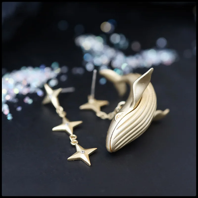 Trendy Whale Star Earrings Golden Animal Design Earrings New Asymmetric Texture Earrings for Women Holiday Party Friendship Gift
Trendy Whale Star Earrings Golden Animal Design Earrings New Asymmetric Texture Earrings for Women Holiday Party Friendship Gift