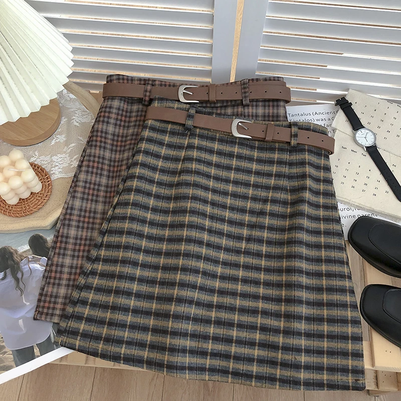 Korean High Waist Plaid Skirts Women Autumn Winter Sexy Elegant Woolen Mini Skirts Plus Size A-Line Skirts jupe femme
Korean High Waist Plaid Skirts Women Autumn Winter Sexy Elegant Woolen Mini Skirts Plus Size A-Line Skirts jupe femme