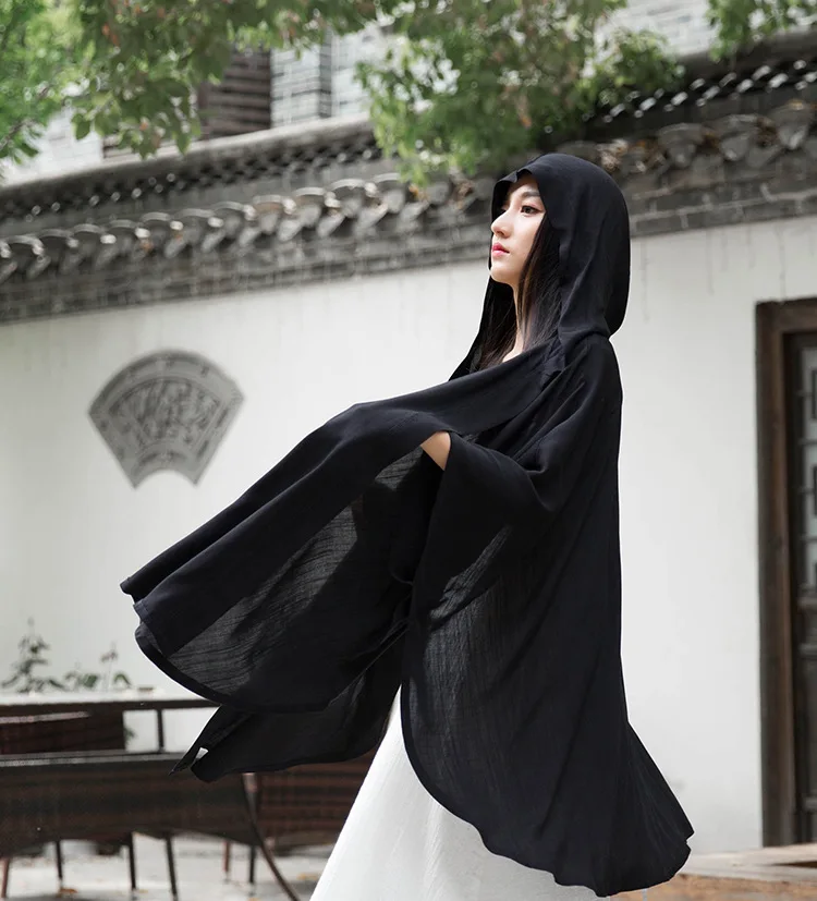 2020 Original summer new cool wind Cape women simple casual hooded coat windbreaker
2020 Original summer new cool wind Cape women simple casual hooded coat windbreaker