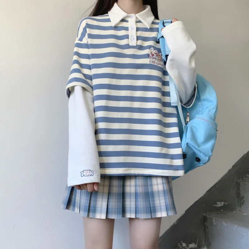 Japanese Autumn Winter Girl Soft Sister Splice Long Sleeve Stripe Hoodies POLO Neck Bunny Bear Candy Embroidery Pullover Women
Japanese Autumn Winter Girl Soft Sister Splice Long Sleeve Stripe Hoodies POLO Neck Bunny Bear Candy Embroidery Pullover Women