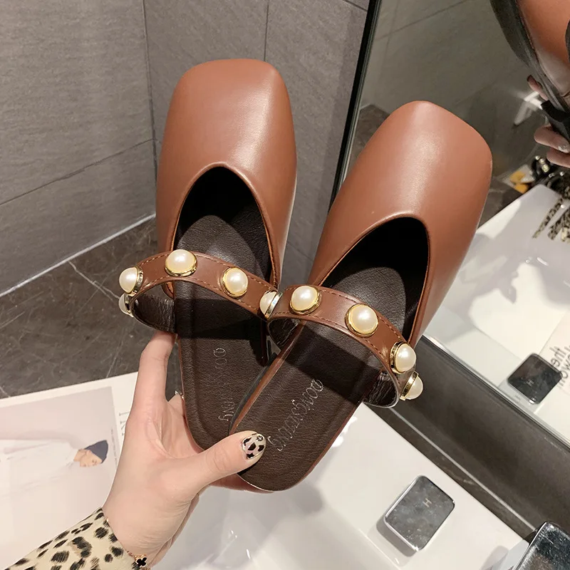 Shoes Low Slippers Soft Luxury Slides Mules For Women 2021 Square heel Platform Cover Toe Pantofle Comfort Designer Block Summer
Shoes Low Slippers Soft Luxury Slides Mules For Women 2021 Square heel Platform Cover Toe Pantofle Comfort Designer Block Summer