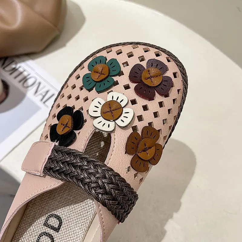 Half Slippers Women 2021 Summer New Style Fashion Flowers Hollow Hole Shoes Non-Slip Pregnant Women Sandals Ladies Flats
Half Slippers Women 2021 Summer New Style Fashion Flowers Hollow Hole Shoes Non-Slip Pregnant Women Sandals Ladies Flats