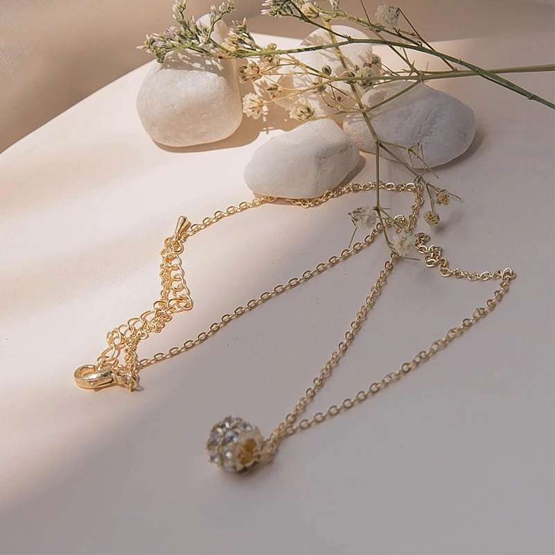 xiaoboACC Korean 14K Gold Plated Cold Wind Titanium Steel Necklace Clavicle Chain
xiaoboACC Korean 14K Gold Plated Cold Wind Titanium Steel Necklace Clavicle Chain