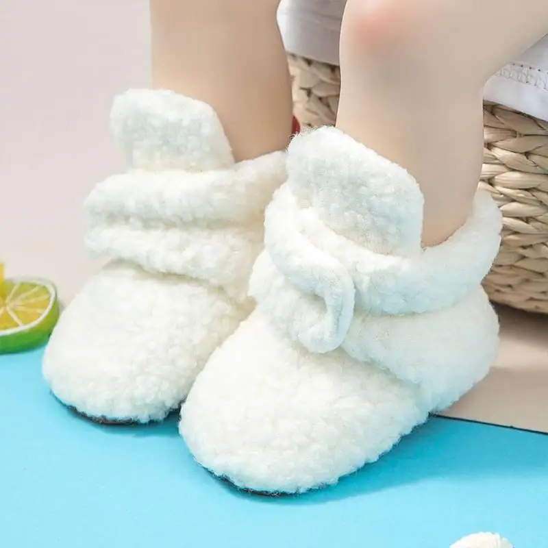 Newest Snow Baby Booties Shoes Baby Boy Girl Shoes Crib Shoes Winter Warm Coral Fleece Anti-slip Newborn First Walkers Shoes
Newest Snow Baby Booties Shoes Baby Boy Girl Shoes Crib Shoes Winter Warm Coral Fleece Anti-slip Newborn First Walkers Shoes