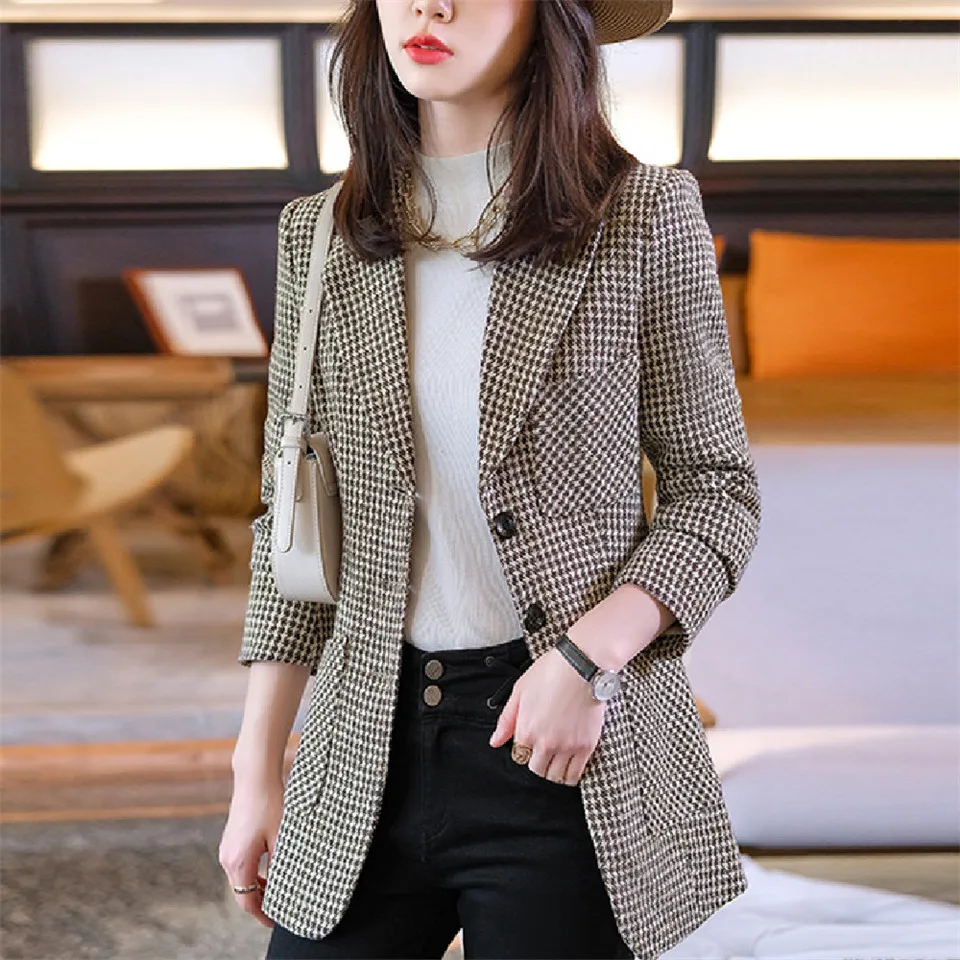 Autumn Women Blazer Casual Business chic Blazers Outerwear Jackets Work Office Coat Fashion Career Female Jacket Lady
Autumn Women Blazer Casual Business chic Blazers Outerwear Jackets Work Office Coat Fashion Career Female Jacket Lady