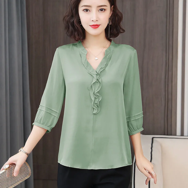 Women Spring Summer Style Chiffon Blouses Shirts Lady Casual Half Lantern Sleeve V-Neck Ruffles Decor Blusas Tops DF3732
Women Spring Summer Style Chiffon Blouses Shirts Lady Casual Half Lantern Sleeve V-Neck Ruffles Decor Blusas Tops DF3732