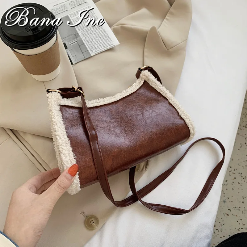Women Bag Lamb Wool Ladies Bag 2021 Winter New Saddle Bag Ladies Shoulder Bag Retro Messenger Bag Female Belt Small Square Bag
Women Bag Lamb Wool Ladies Bag 2021 Winter New Saddle Bag Ladies Shoulder Bag Retro Messenger Bag Female Belt Small Square Bag