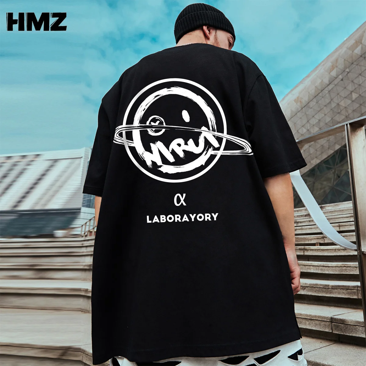 HMZ 2021 Men T Shirt Hip Hop Black Streetwear Tshirt Smile Print Harajuku Summer Short Sleeve T-Shirt Cotton Tops Tees Oversize
HMZ 2021 Men T Shirt Hip Hop Black Streetwear Tshirt Smile Print Harajuku Summer Short Sleeve T-Shirt Cotton Tops Tees Oversize