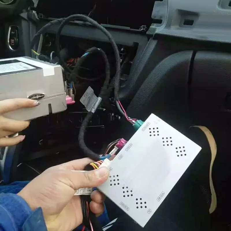 for BMW 5 Series F10 F11 F07 2011-2012 Rear View Reversing Camera CIC System Factory Screen Interface Decoder Module
for BMW 5 Series F10 F11 F07 2011-2012 Rear View Reversing Camera CIC System Factory Screen Interface Decoder Module