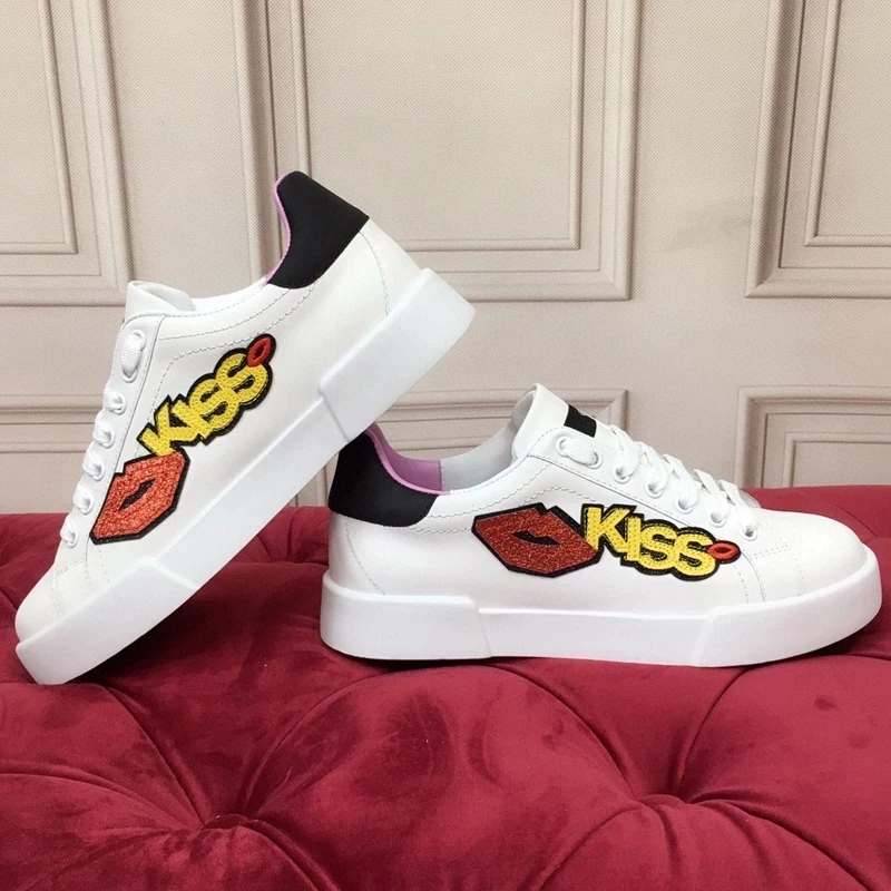 Borduurwerk Kisswomen Sneakers Herfst Lederen Witte Sneaker Vrouwelijke Platform Gevulkaniseerd Schoenen Lente Casual Ademende S
Borduurwerk Kisswomen Sneakers Herfst Lederen Witte Sneaker Vrouwelijke Platform Gevulkaniseerd Schoenen Lente Casual Ademende S