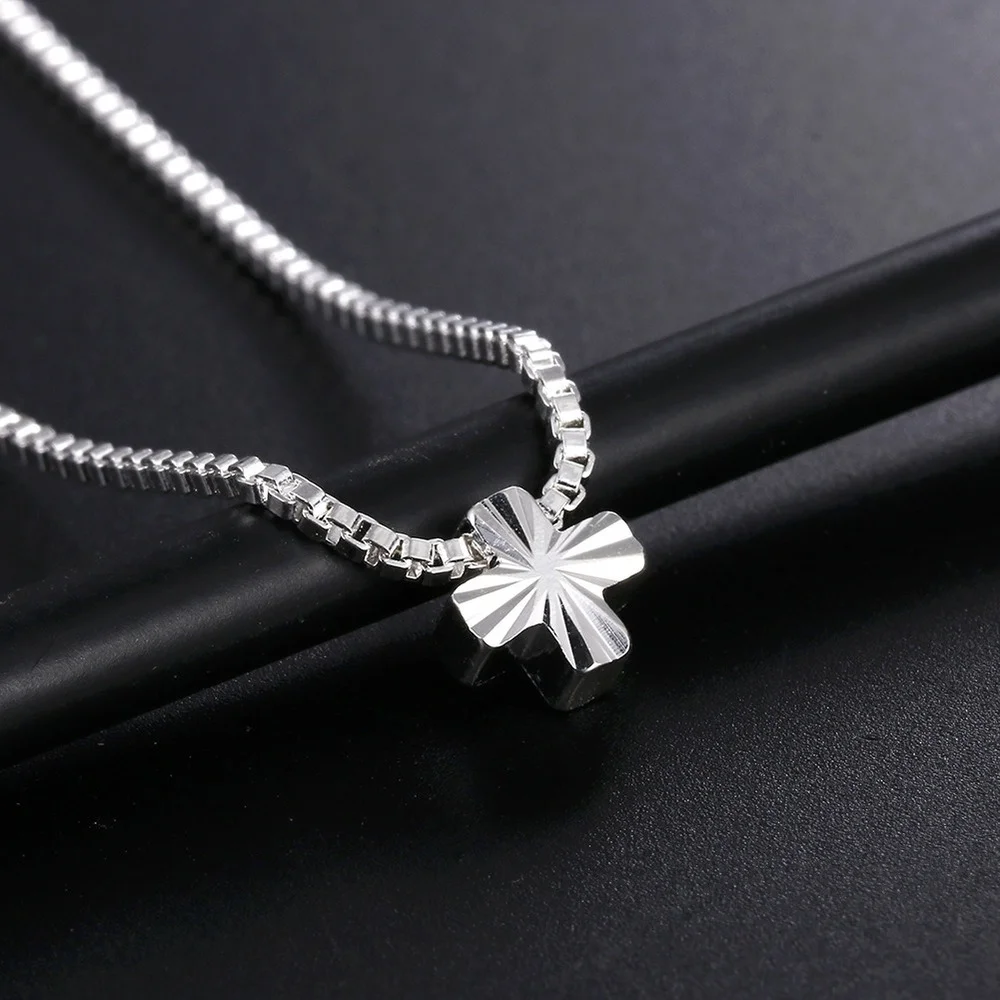Hot Sale 18 Inch 925 Sterling Silver Exquisite Cross Pendant Necklace For Woman Fashion Charm Wedding Gift Jewelry
Hot Sale 18 Inch 925 Sterling Silver Exquisite Cross Pendant Necklace For Woman Fashion Charm Wedding Gift Jewelry
