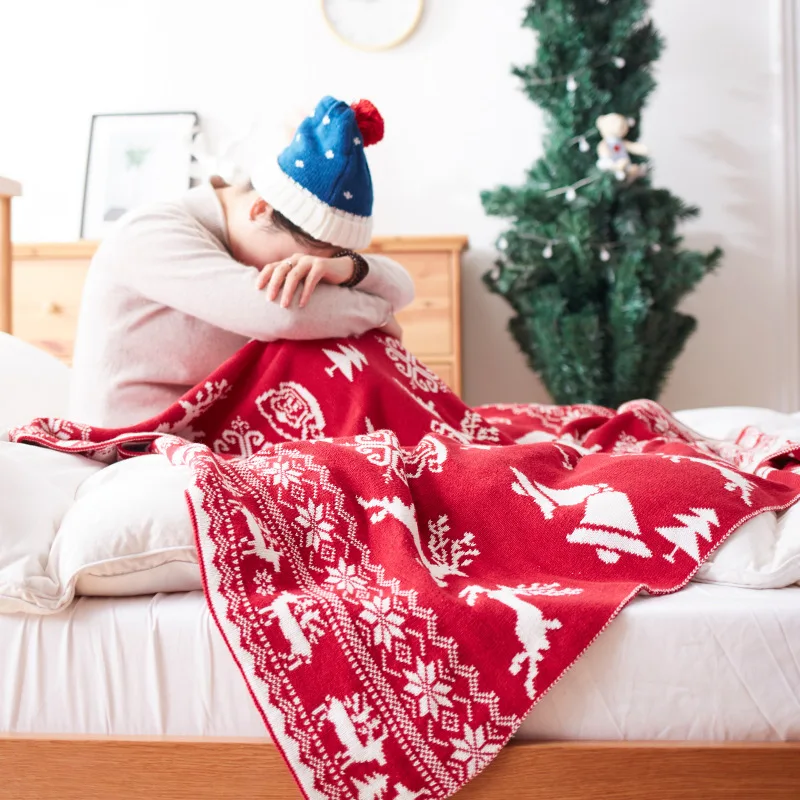 Christmas Sofa Knitted Blankets Cotton Snowflake Elk Carpet New Year Decoration Keep Warm Air Conditioning Blanket
Christmas Sofa Knitted Blankets Cotton Snowflake Elk Carpet New Year Decoration Keep Warm Air Conditioning Blanket