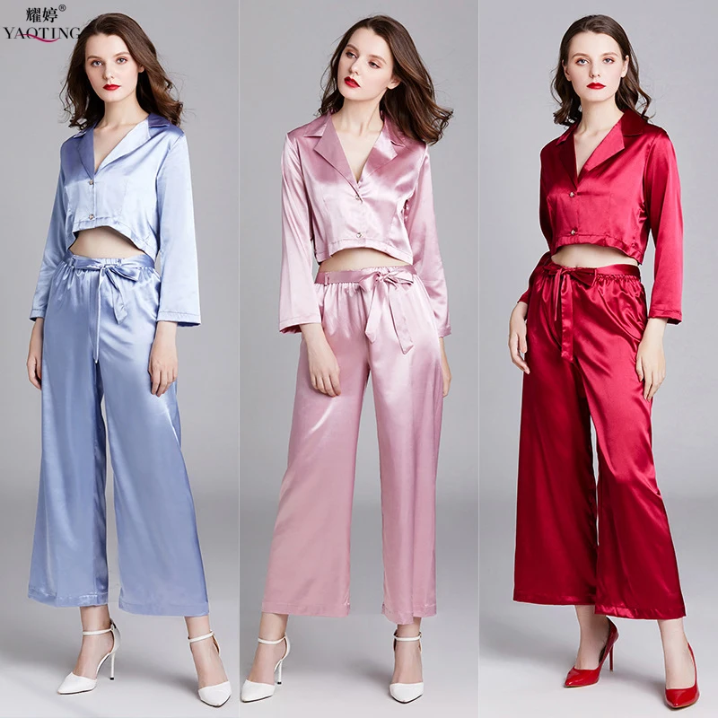 YAO TING 2020 Autumn Winter Home pyjamas women Long Sleeve Homewear Female High Quality Satin Silk Night V-Neck pijama
YAO TING 2020 Autumn Winter Home pyjamas women Long Sleeve Homewear Female High Quality Satin Silk Night V-Neck pijama