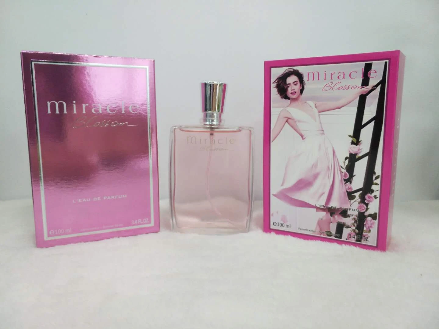 Hot Brand Perfume For Women Long Lasting Original Package Parfum Spray Bottle Portable Classic Cologne Sexy Lady Fragrance
Hot Brand Perfume For Women Long Lasting Original Package Parfum Spray Bottle Portable Classic Cologne Sexy Lady Fragrance