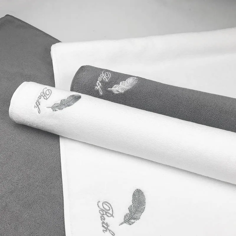 Turkish Luxury Bath Mat Cotton Soft and Thick Oversized Bathroom Towels Entrance Doormat
Turkish Luxury Bath Mat Cotton Soft and Thick Oversized Bathroom Towels Entrance Doormat