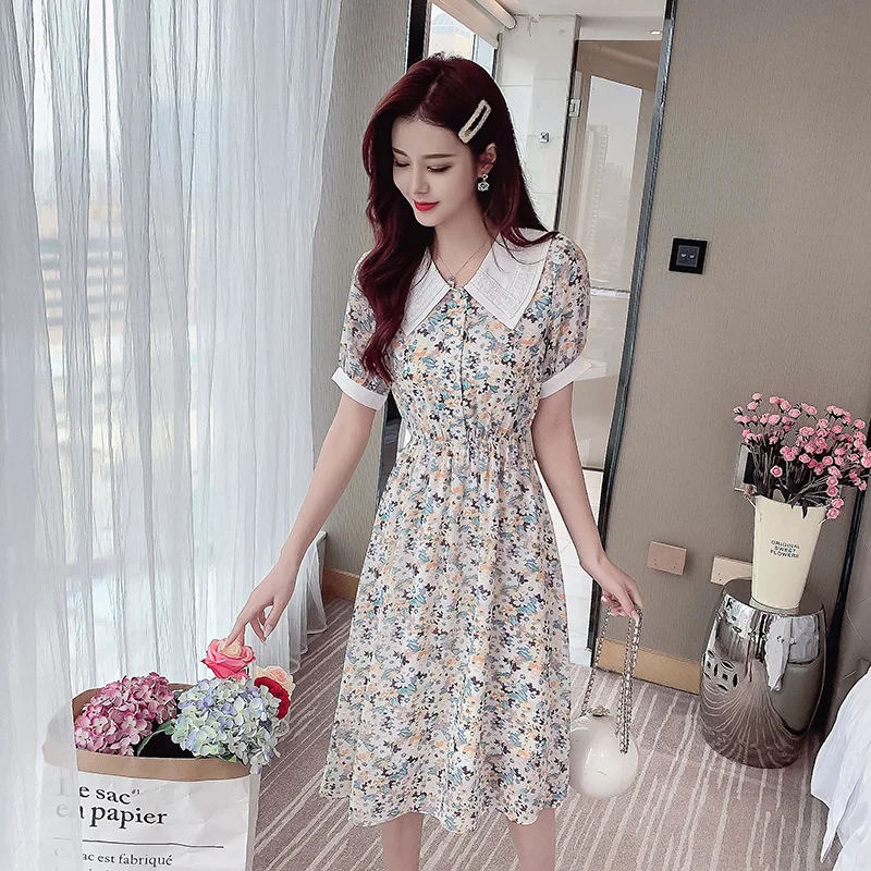 French doll collar dress summer 2021 new temperament self-cultivation was thin and fresh floral short-sleeved chiffon skirt
French doll collar dress summer 2021 new temperament self-cultivation was thin and fresh floral short-sleeved chiffon skirt