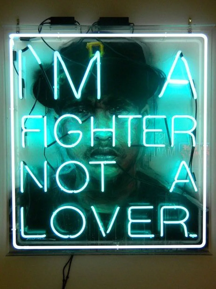 Неоновая вывеска для организаций и магазинов I am a fighter не любовь Стекло труб
