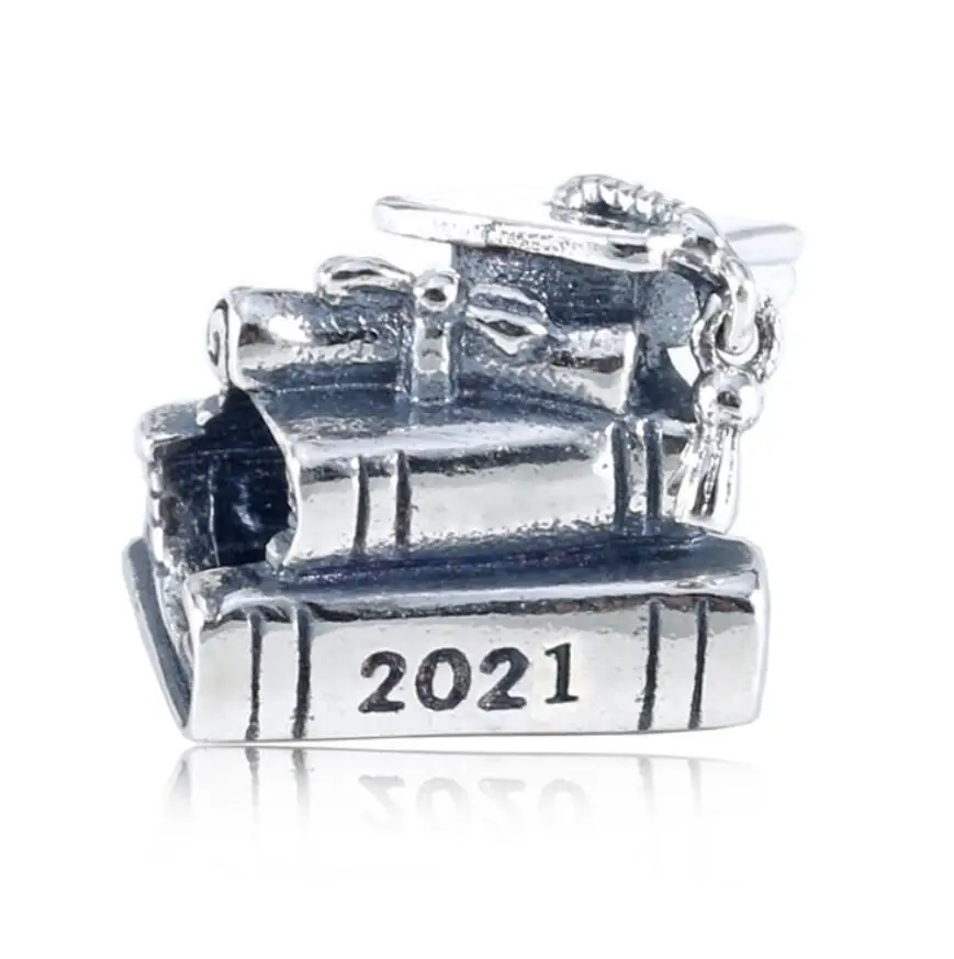 2021 New Collection Sterling Silver Happy Graduation Charm fitting Famous Europen Bracelet
2021 New Collection Sterling Silver Happy Graduation Charm fitting Famous Europen Bracelet