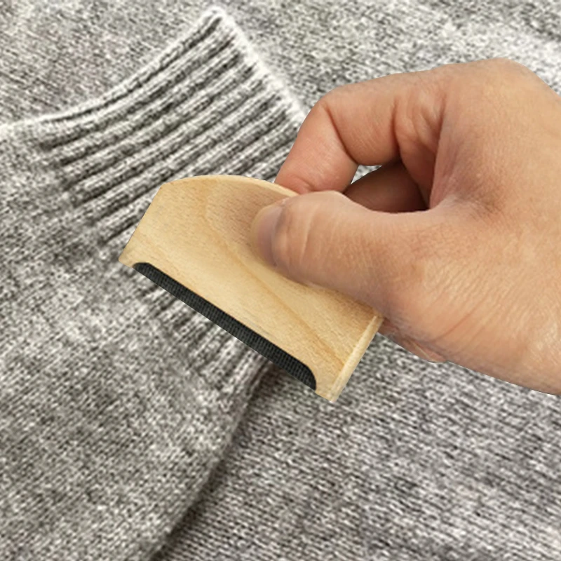 Portable Wooden Manual Lint Trimmer Comb Shaver Fabric Clothes Sweater Lint Removers Wooden Epilator Sweater Clothes Shaver 
Portable Wooden Manual Lint Trimmer Comb Shaver Fabric Clothes Sweater Lint Removers Wooden Epilator Sweater Clothes Shaver