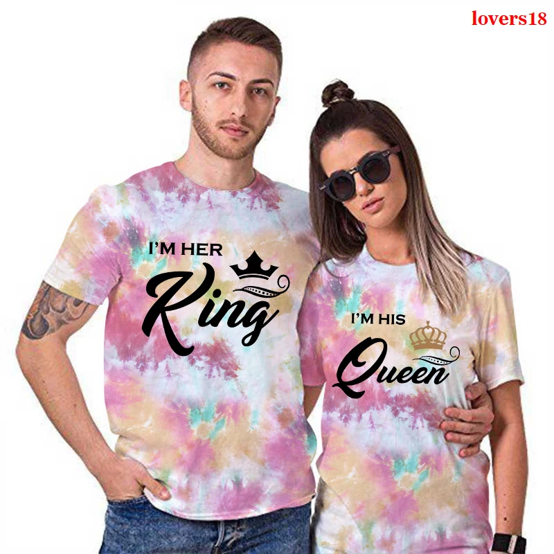 Couple Summer Funny Couple Women T-Shirts KING QUEEN Letter Print T-shirts Couples Lovers Tie Dye Short Sleeve O Neck Tshirt Top
Couple Summer Funny Couple Women T-Shirts KING QUEEN Letter Print T-shirts Couples Lovers Tie Dye Short Sleeve O Neck Tshirt Top