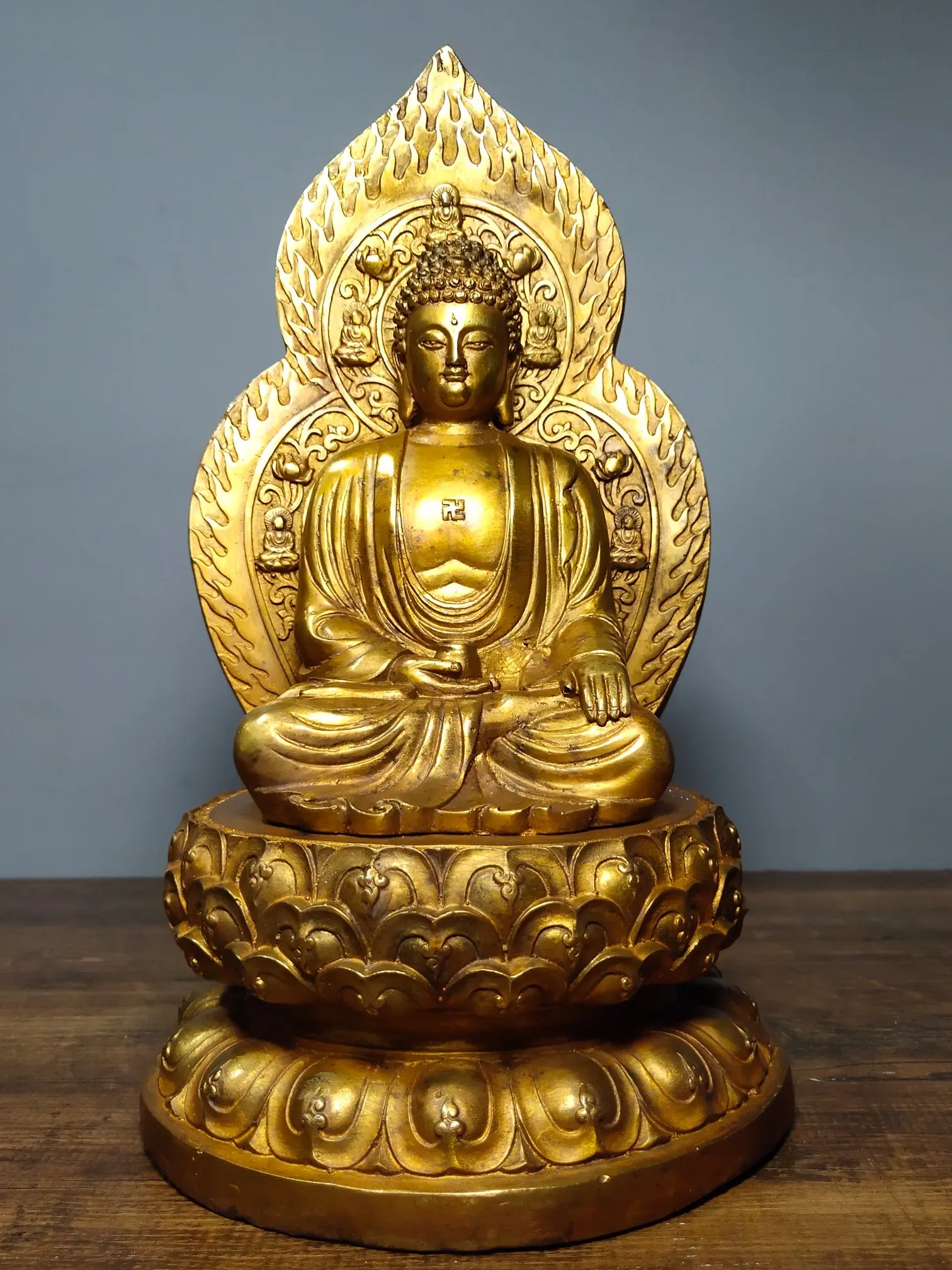 Home Decor 12" Tibet Buddhism Old Bronze Gilt Shakyamuni Buddha Backlit sitting Buddha Amitabha Enshrine the Buddha
Home Decor 12" Tibet Buddhism Old Bronze Gilt Shakyamuni Buddha Backlit sitting Buddha Amitabha Enshrine the Buddha