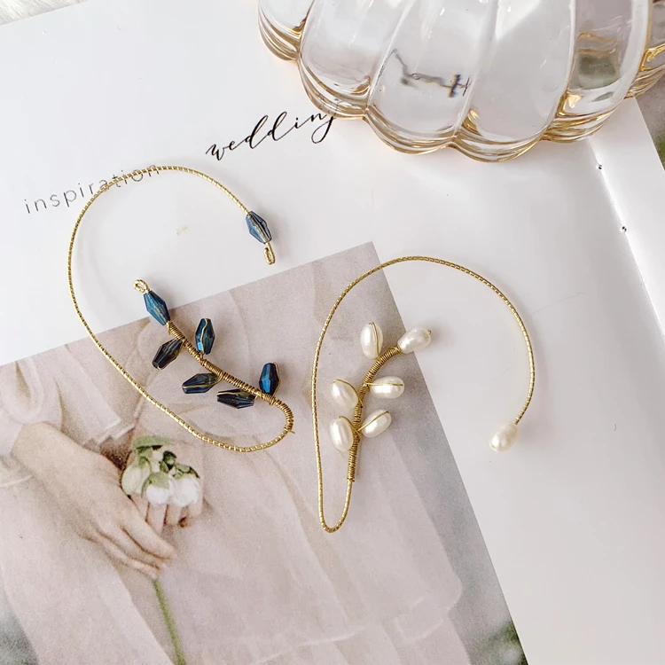 2021New Freshwater Pearl Leaves Modeling Asymmetry Ear Bone Clip Ear Hook No piercings Earring Jewelry for Women Gift
2021New Freshwater Pearl Leaves Modeling Asymmetry Ear Bone Clip Ear Hook No piercings Earring Jewelry for Women Gift