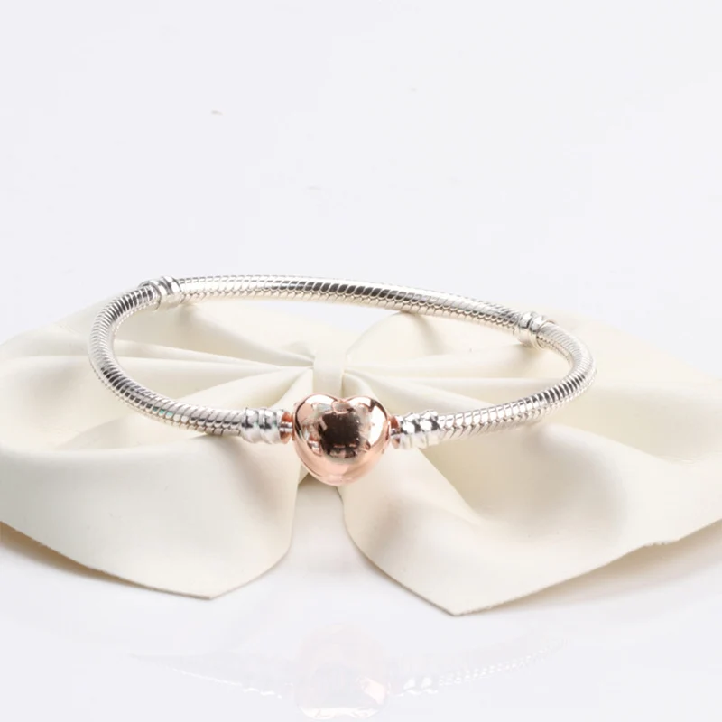 2021 New 925 Sterling Silver Rose Gold Heart Shaped Snake Bone Pendant Charm Bracelet Fashion Jewelry Making For Pandora
2021 New 925 Sterling Silver Rose Gold Heart Shaped Snake Bone Pendant Charm Bracelet Fashion Jewelry Making For Pandora