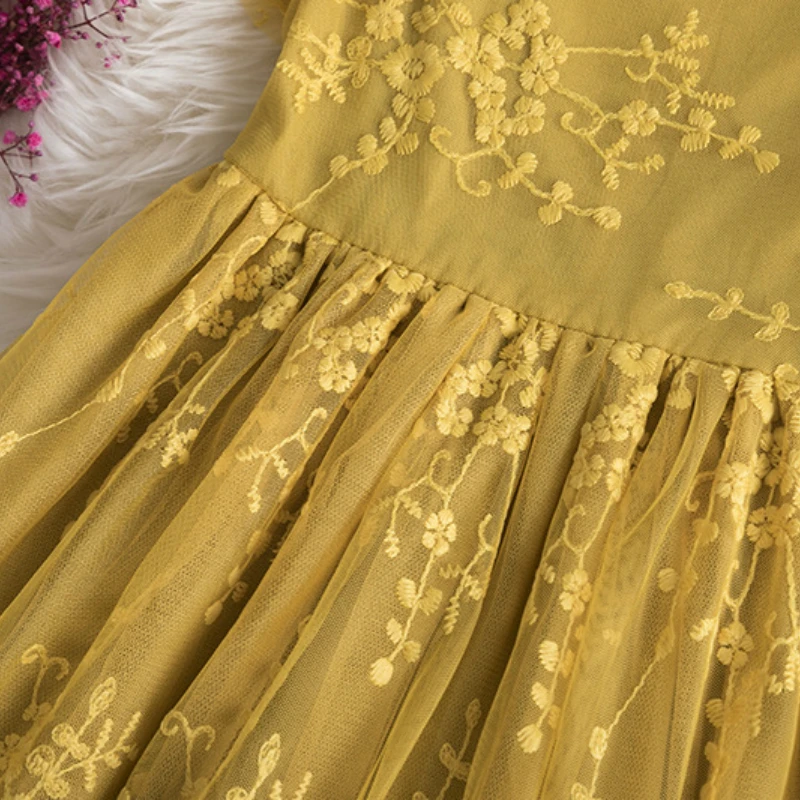 Girls Baby 2020 Summer Lace Princess Dress Children Bow Embroidered Flying Sleeves Elegant Dress Girl Christmas Party Costume
Girls Baby 2020 Summer Lace Princess Dress Children Bow Embroidered Flying Sleeves Elegant Dress Girl Christmas Party Costume