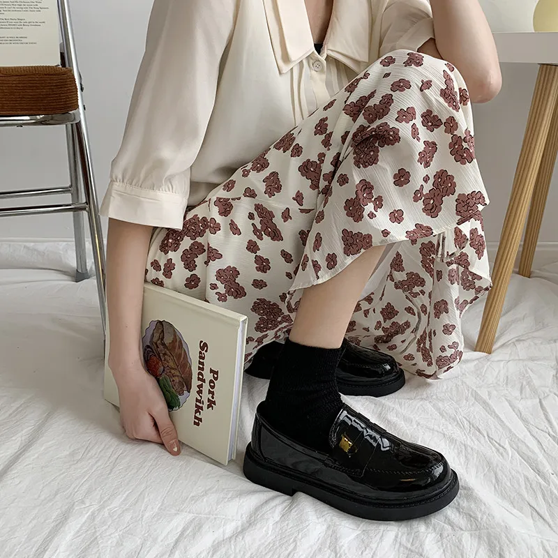 Flat Black Shoes For Women Shallow Mouth All-Match British Style Oxfords Round Toe Autumn Casual Female Sneakers Ladies' Footwea
Flat Black Shoes For Women Shallow Mouth All-Match British Style Oxfords Round Toe Autumn Casual Female Sneakers Ladies' Footwea